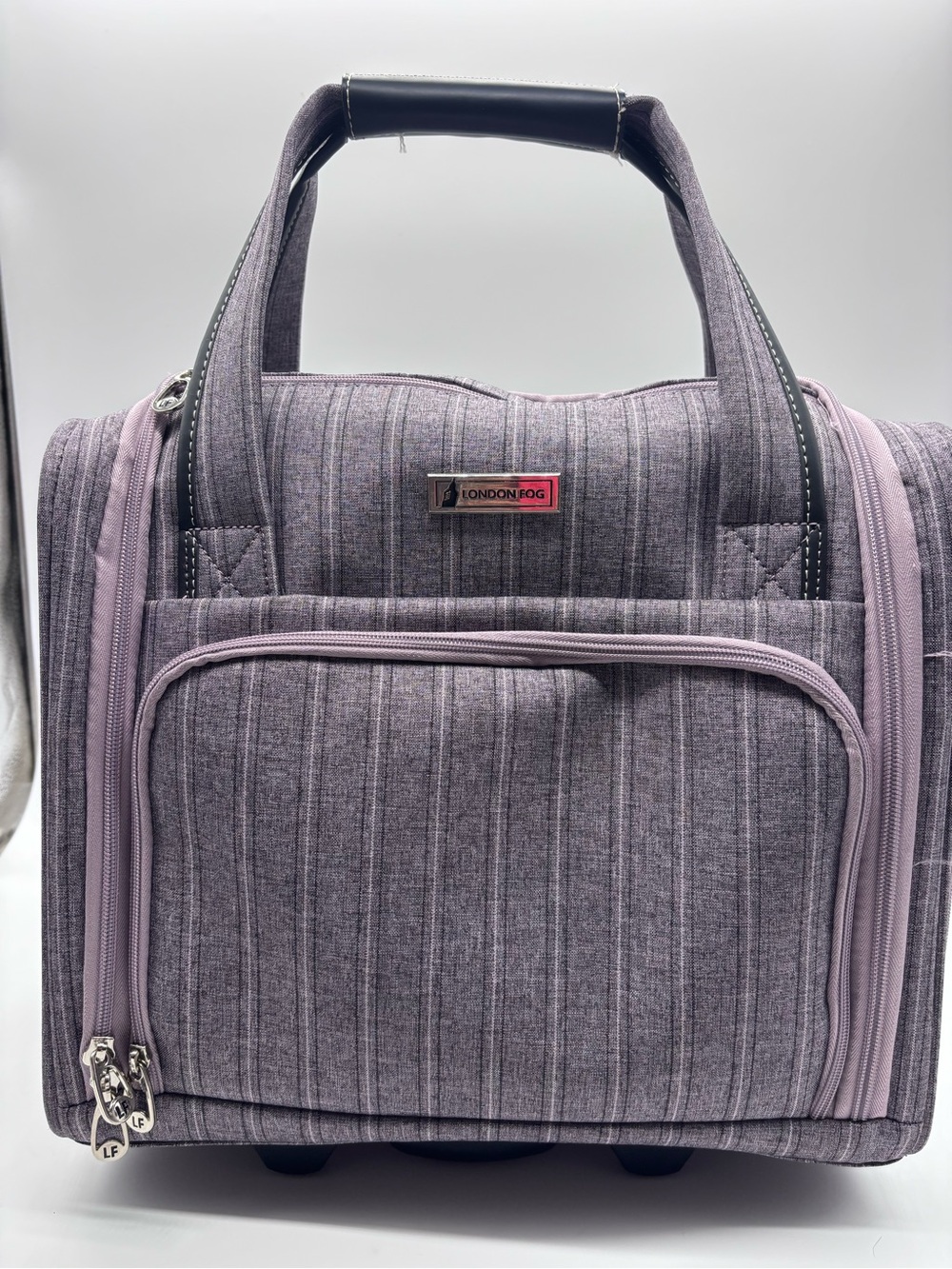 London Fog Lavender Pinstripe Travel Dopp Bag